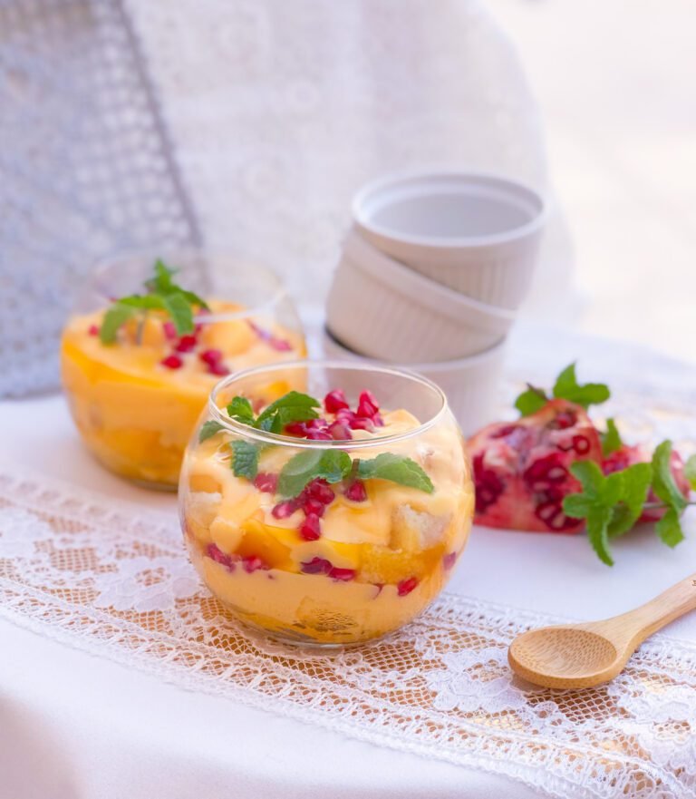 close-up-dessert-served-table