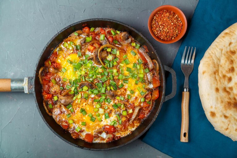 Easy shakshuka breakfast