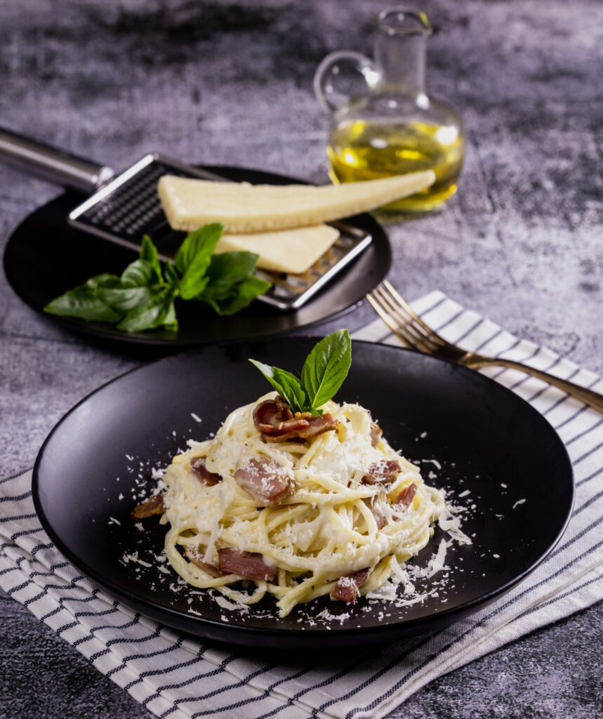 Classic Spaghetti Carbonara